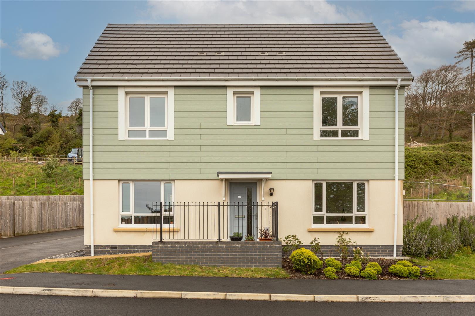 Maes Gwdig, Burry Port, SA16 0TG